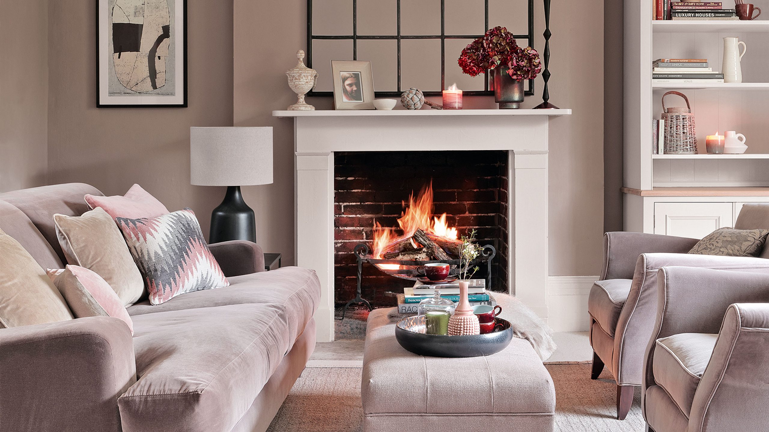 10 Cozy And Chic Apartment Living Room Ideas With Fireplace To ... with regard to Creating Cozy Spaces The Art of Decorating with a Villa Cherie Sofa