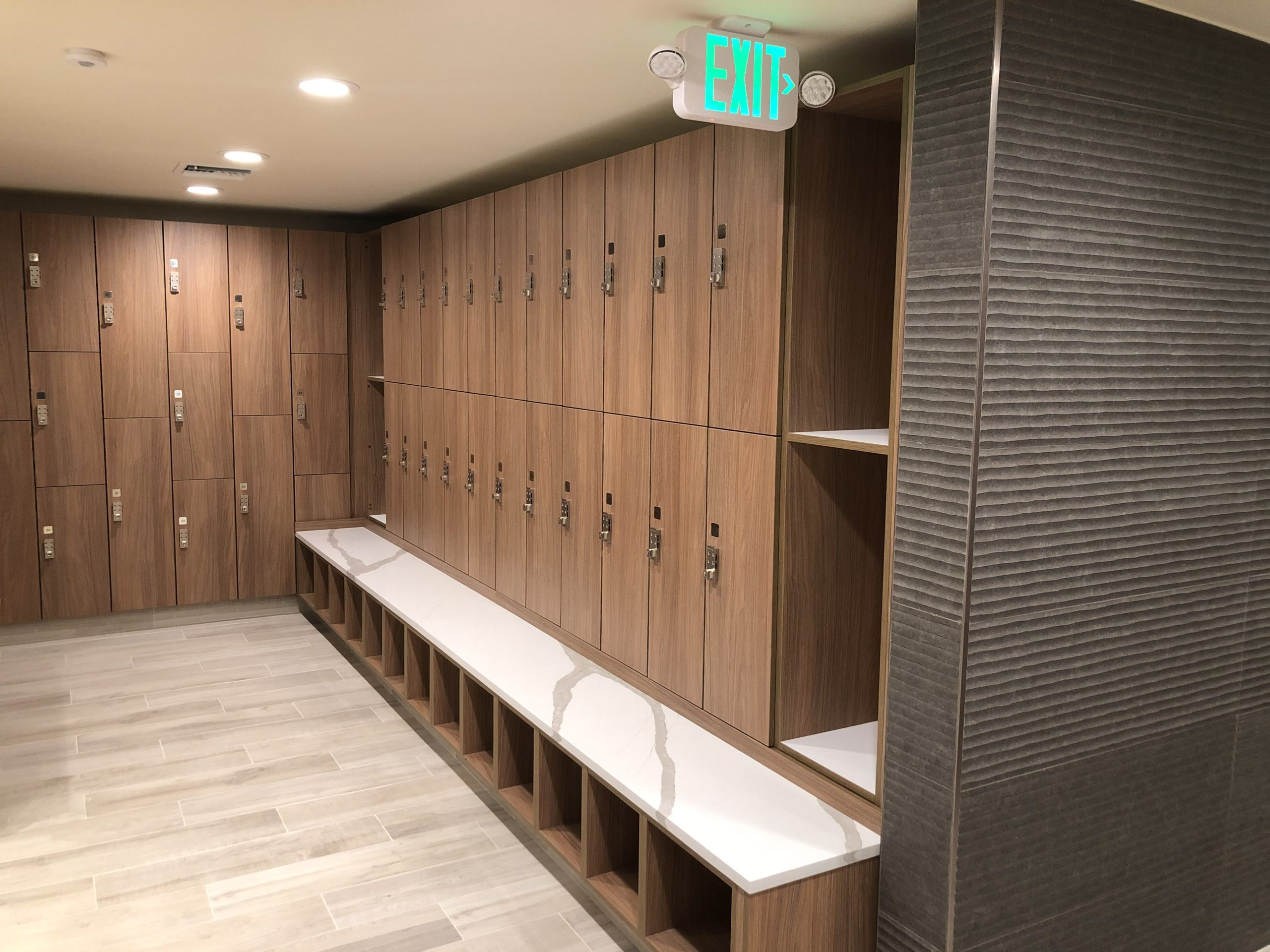 Locker Rooms | Hot Tubs In Vail, Co | Vail Racquet Club intended for Integrating Platinum Tubs to Enhance Locker Organization and Efficiency