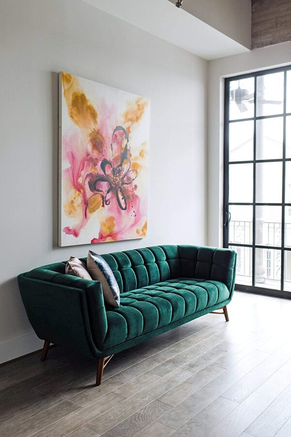 51 Tufted Sofas That Make Everyday Comfort Look Extraordinary with The Enduring Appeal of Tufted Sofas in Modern Living Spaces