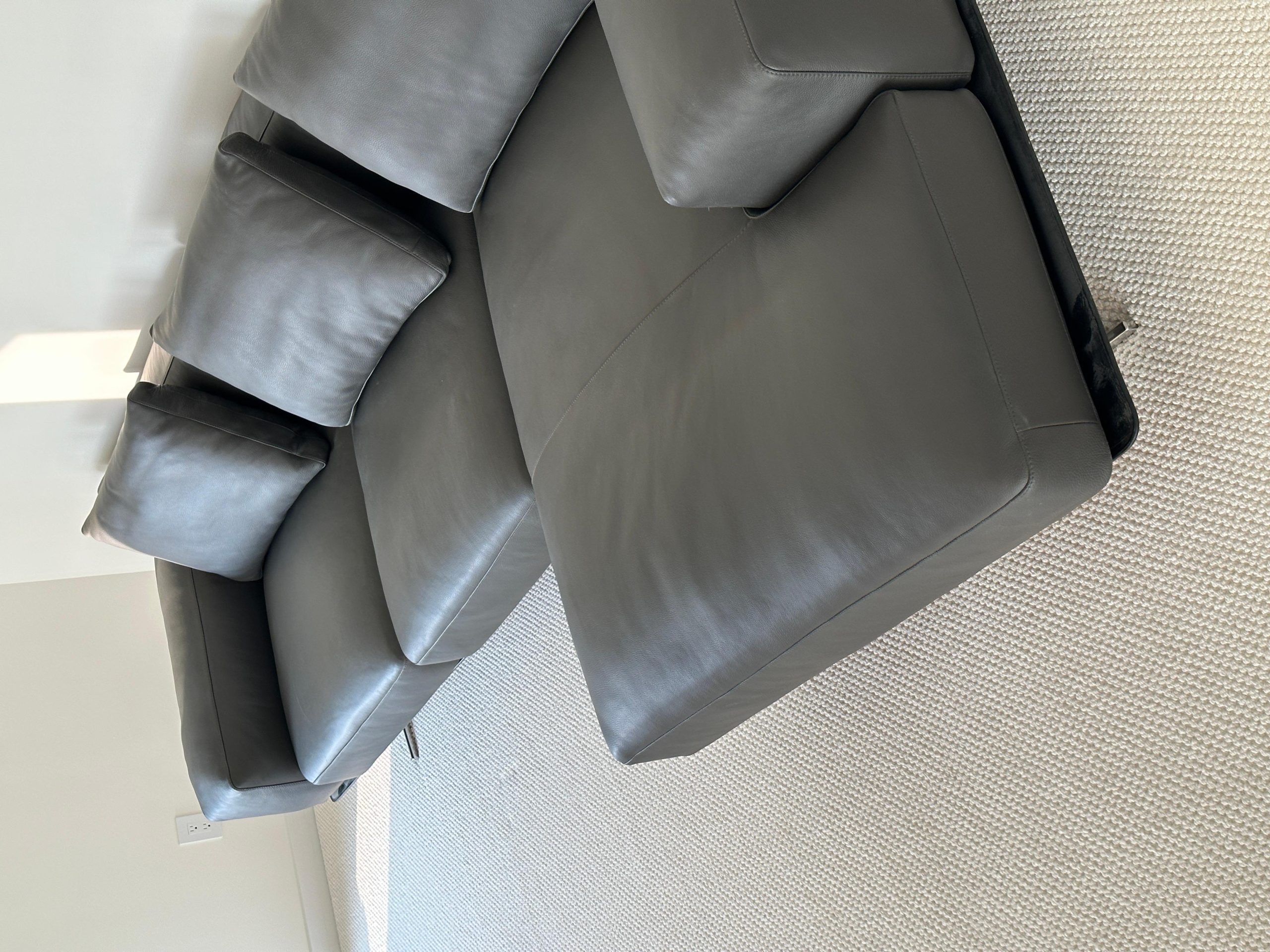 Dark Grey Italian Leather Sectional Sofa For Sale At 1Stdibs | Low ... for Why the Veneto Dark Gray Italian Leather Sofa is a Timeless Choice