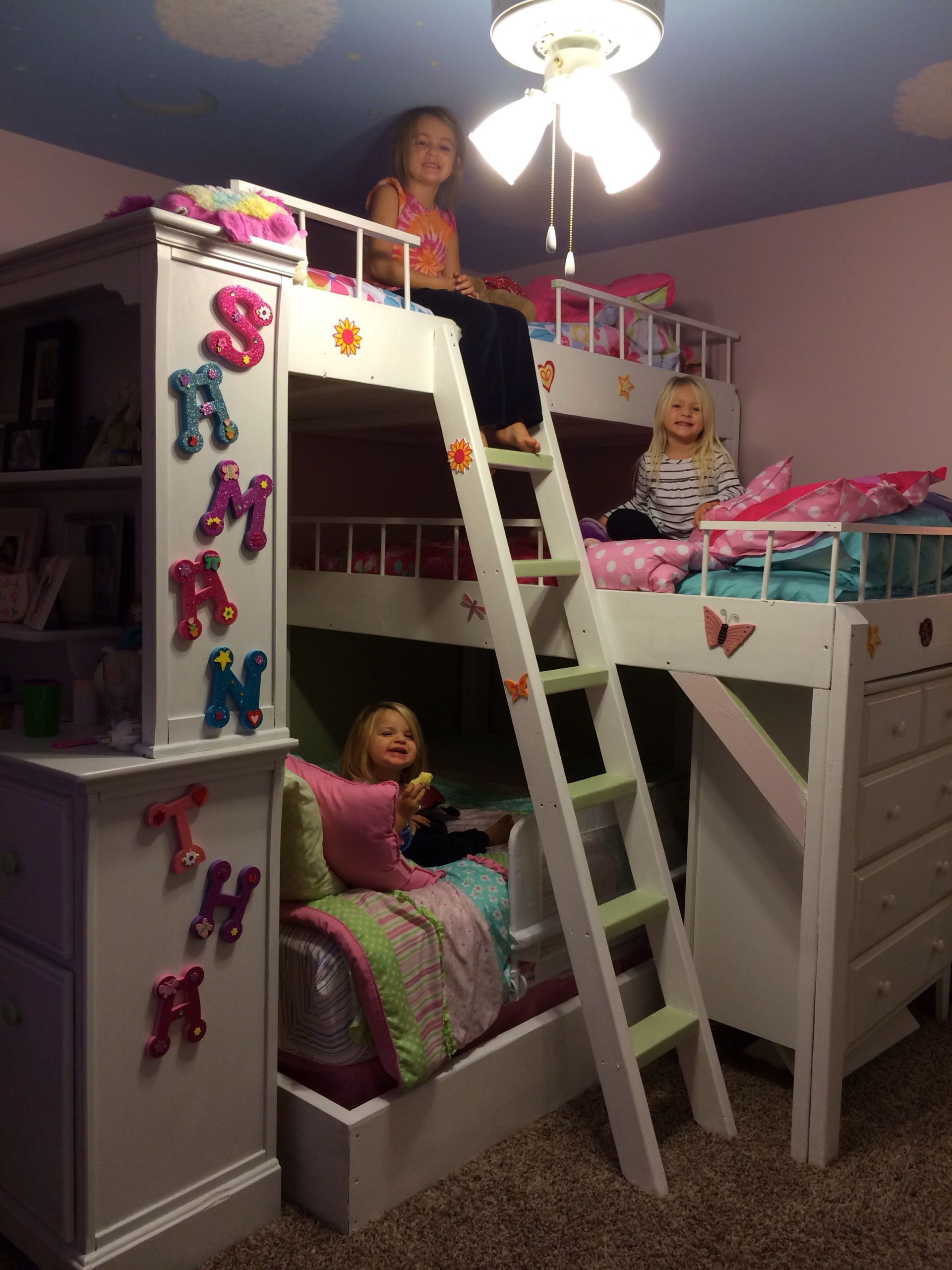Diy Triple Bunk Bed. Girls Room. … | Kid Beds, Bunk Beds, Diy Bunk Bed for
