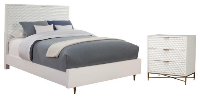 Home Square 2-Piece Set With King Panel Bed & 3 Drawer Accent Chest In ... for