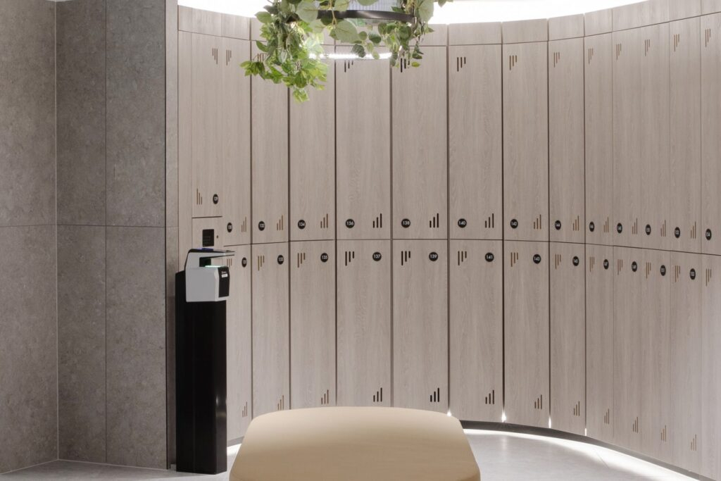 Networked Smart Lockers - Biometrics | Metramodo inside