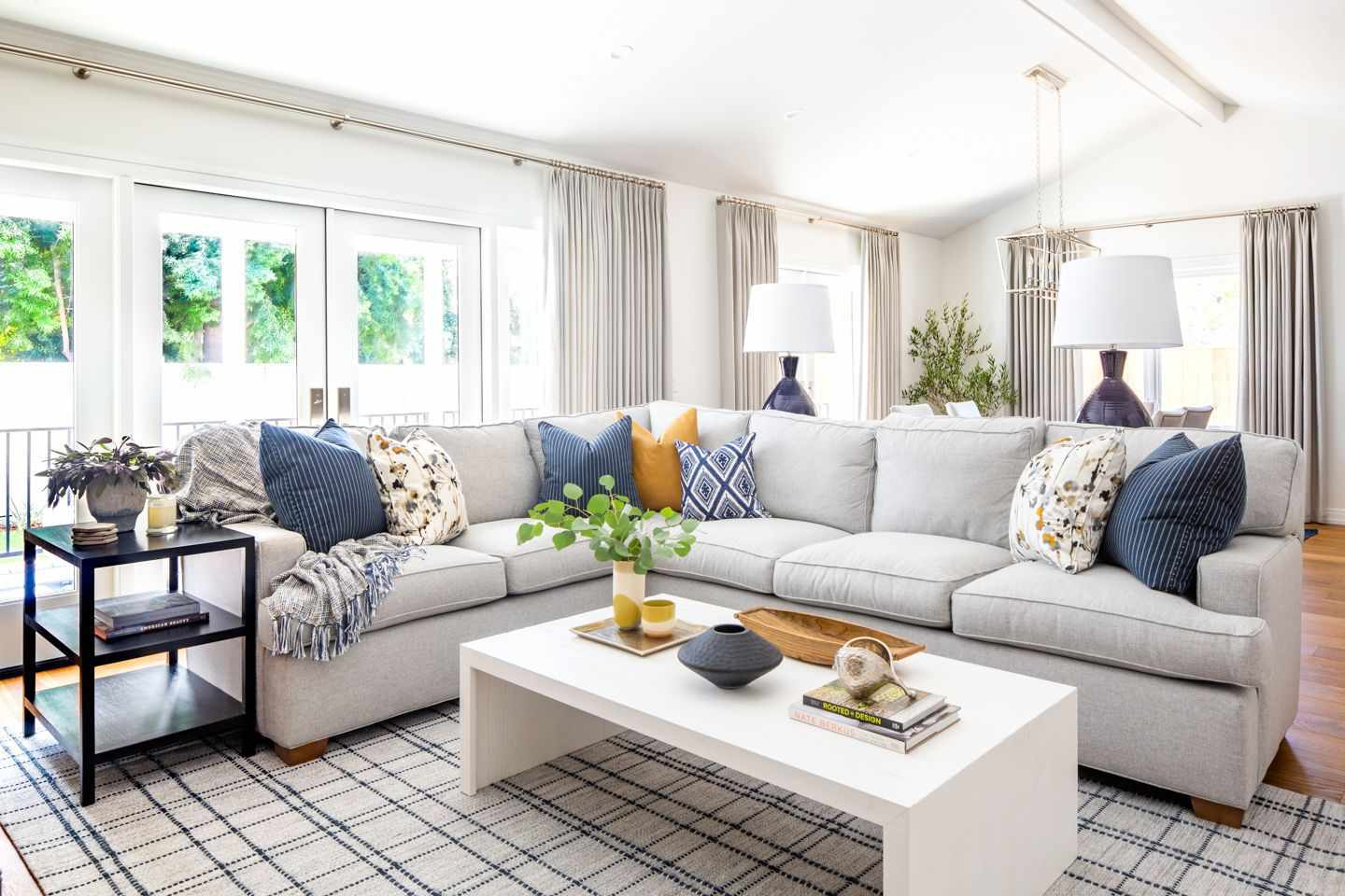 22 Sectional Living Room Ideas To Try At Home within How to Arrange Your Sofa for the Coziest Living Room Experience
