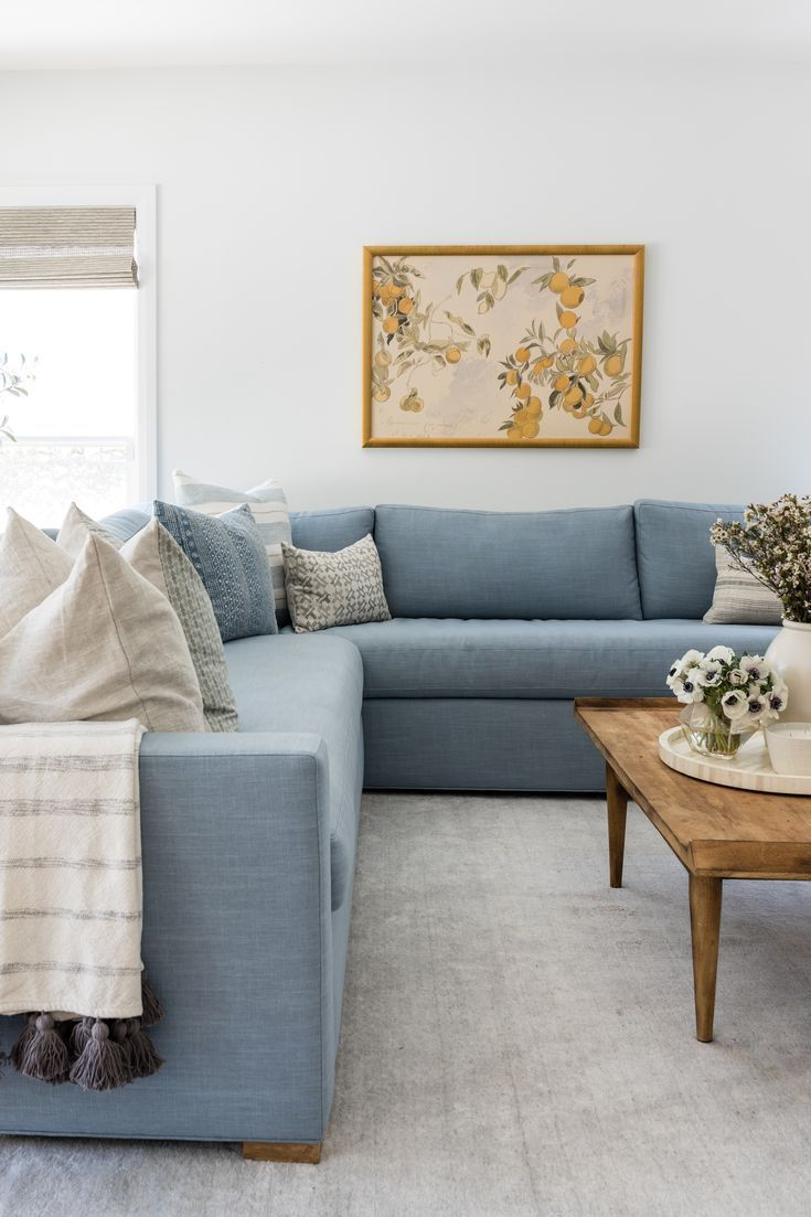 Choosing the Perfect Coastal Blue Linen Sofa for Your Beach House Retreat