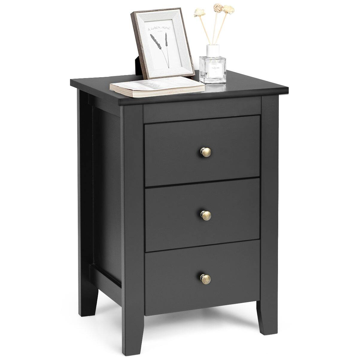 The Art of Choosing the Right Bedside Tables for Your Sleeping Area
