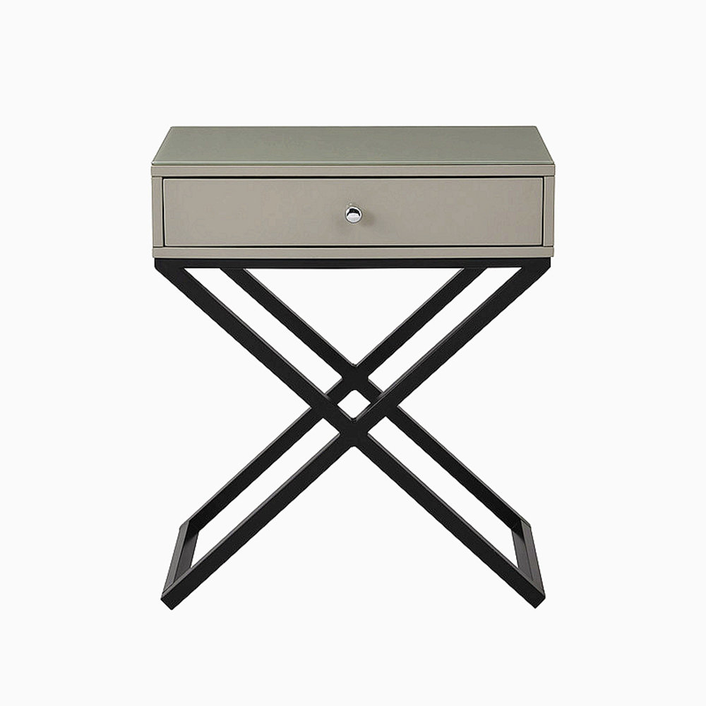 Exploring the Functionality of Drawers in Bedside Tables