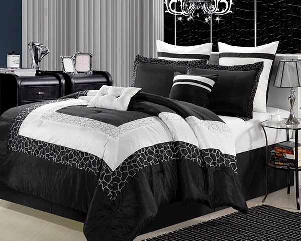 15 Black And White Bedding Sets | Home Design Lover inside Black And White Bedspread Twin