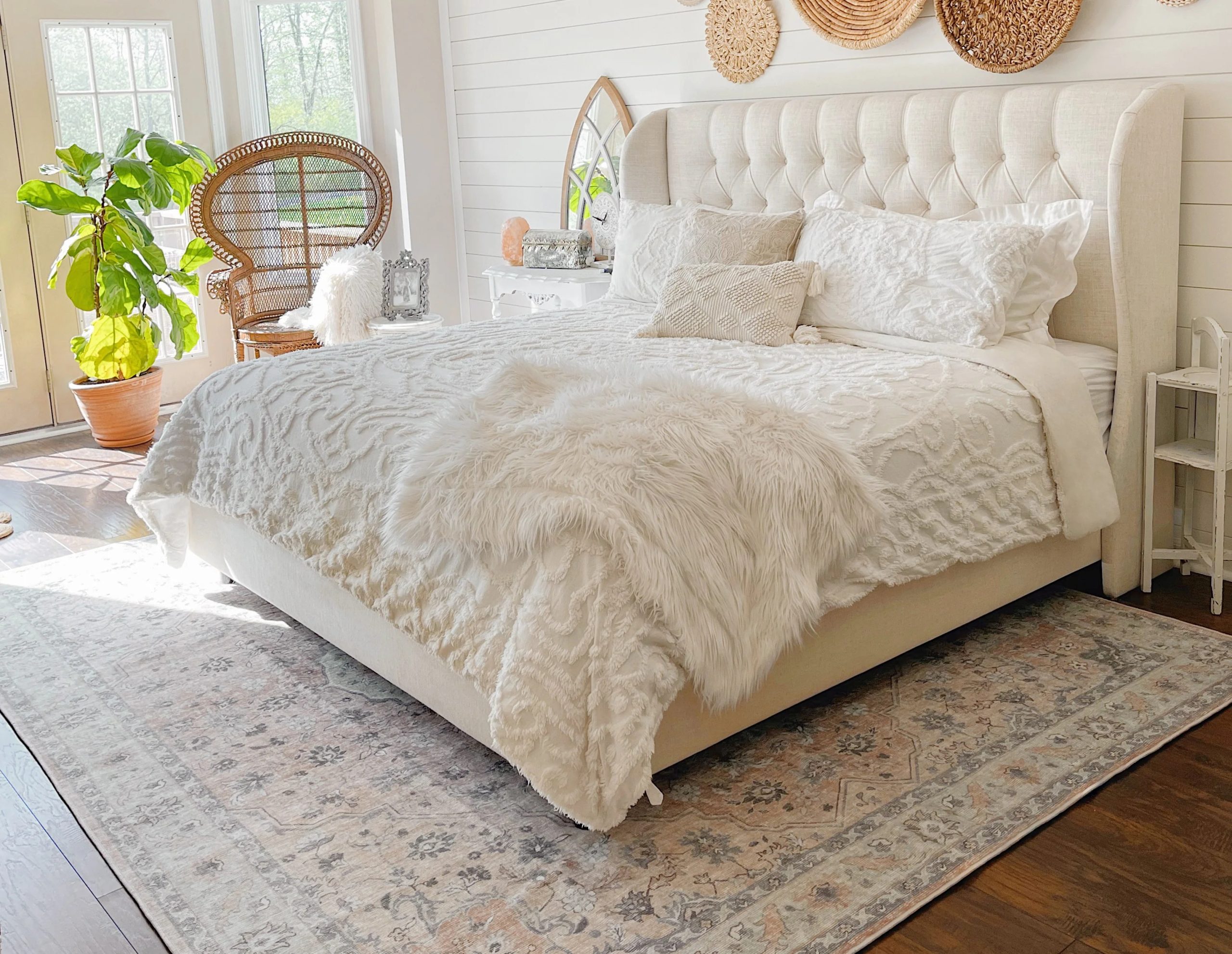 What Size Rug Do You Need Under A King Bed | Citizenside throughout Rug Under King Size Bed