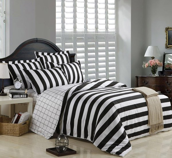 15 Black And White Bedding Sets | Home Design Lover with regard to Black And White Bed Linen
