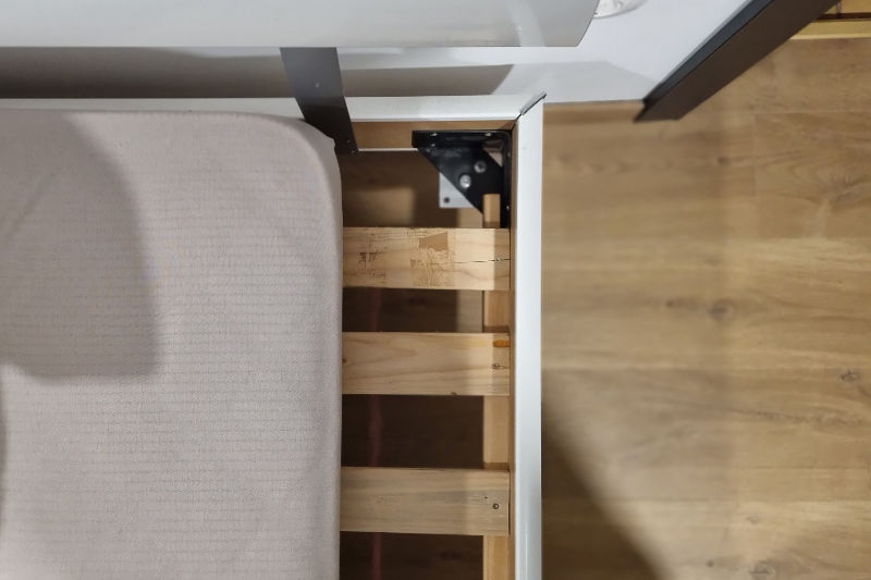 Can A Queen Mattress Fit On A Full Bed Frame? The Unlikely Duo – Comfy ... within Queen mattress dimensions and full bed frame size comparison guide