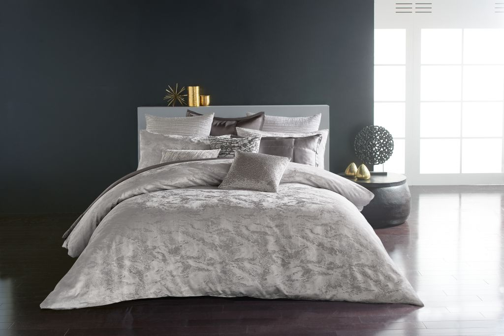 Donna Karan Bedding Online Sample Sale in The Intersection of Luxury and Comfort in Donna Karan Bedding