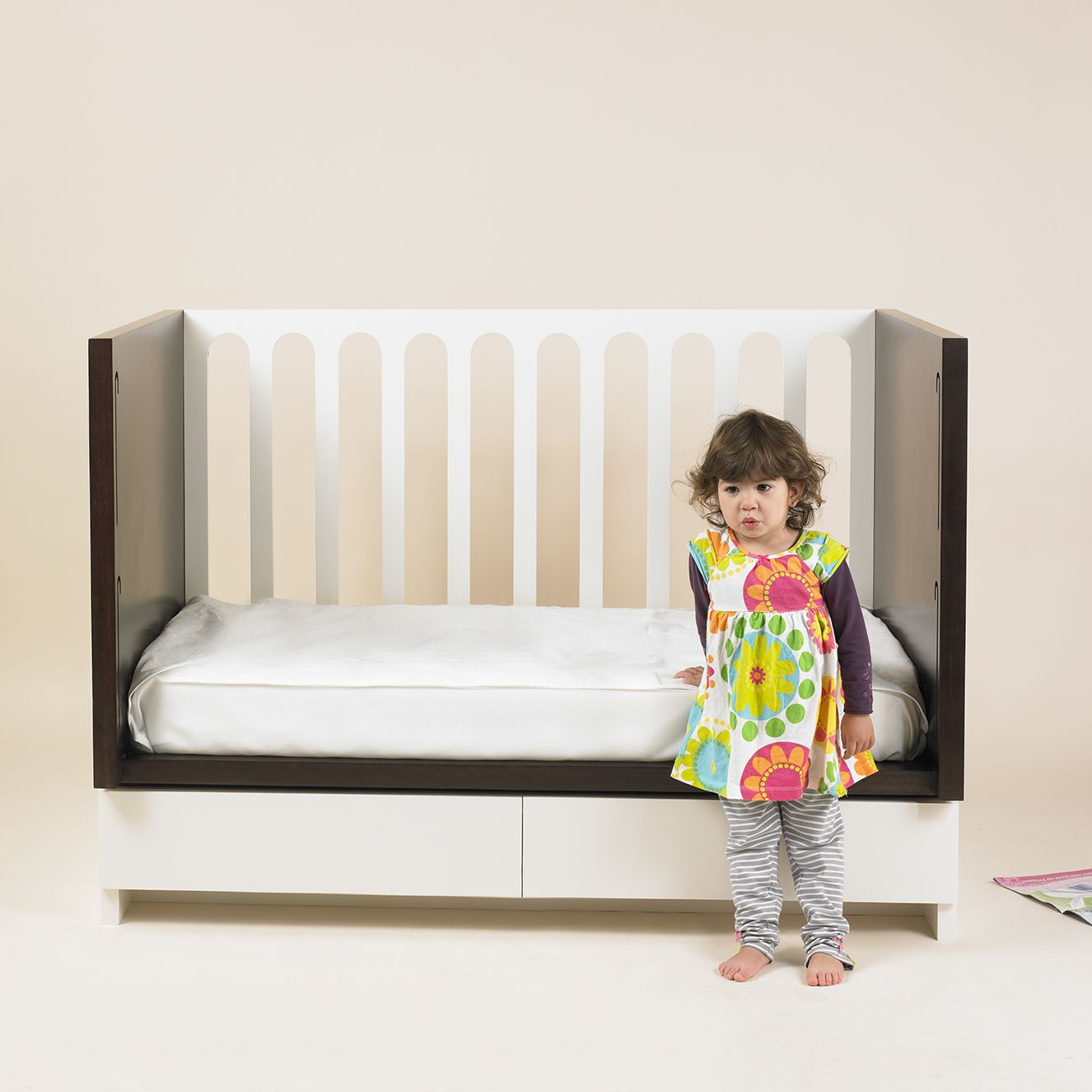 Nido´s Baby Crib, Turns Into Sofa And Toddler´s Bed. Design By Valeria ... throughout Crib That Turns Into Toddler Bed