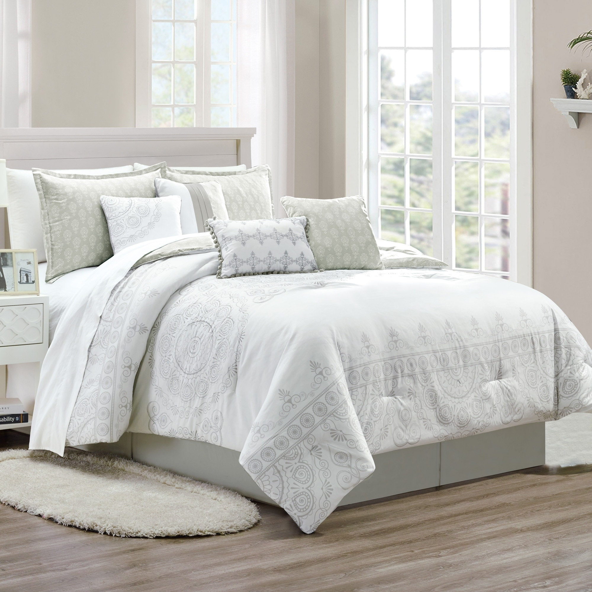 Queen Size Elight Home Comforters And Sets - Bed Bath & Beyond within Queen vs full bed comforter sizing explained simply