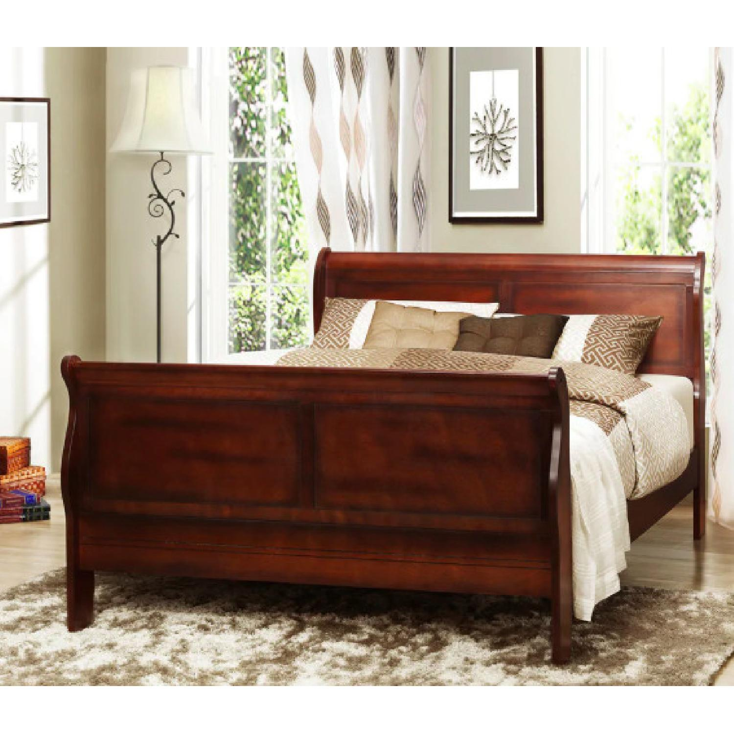 Thomasville Queen Size Sleigh Bed Frame - Aptdeco in Queen Size Sleigh Bed Frame
