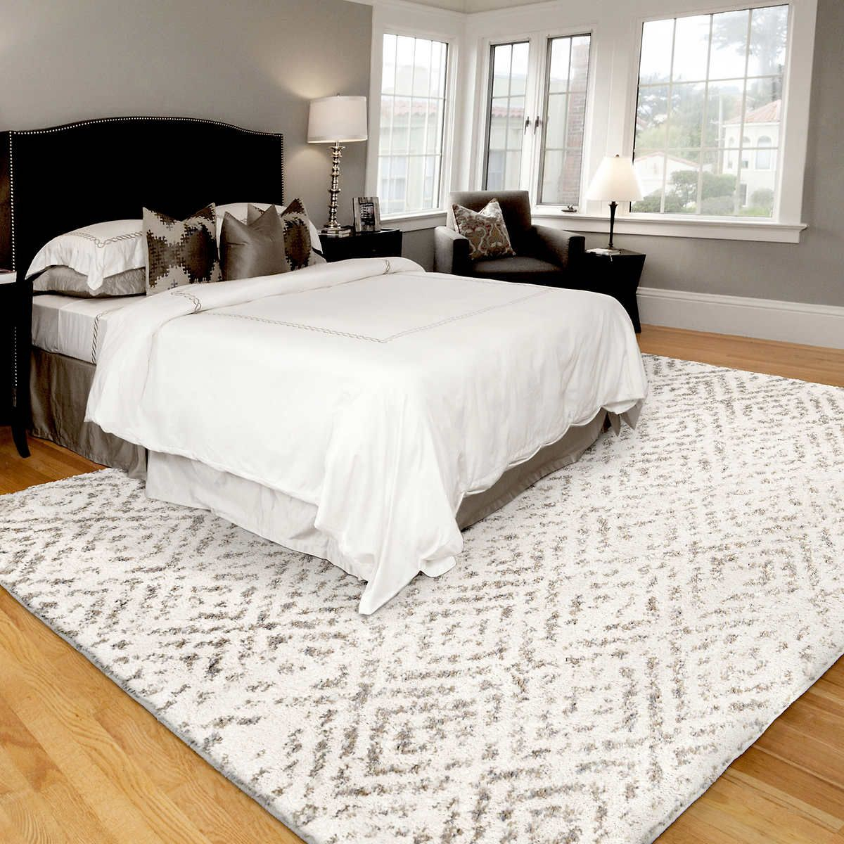 What Size Rug Under King Bed What Size Rug Fits Under A King Bed ... intended for Practical Tips for Placing Rugs Beneath King Bed Frames