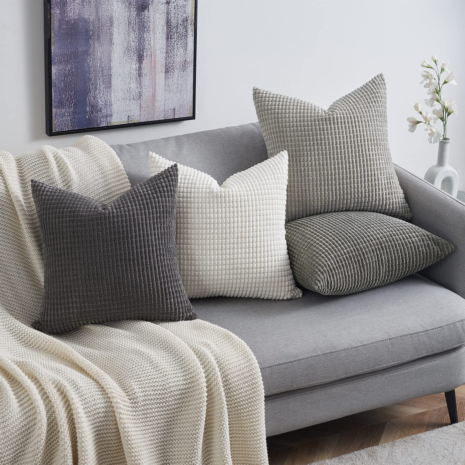 31 Grey Bedroom Ideas That Prove Neutral Can Be Stunning – Roomy Retreat with The Psychology Behind Gray Throw Pillow Choices and Their Impact on Sleep Quality