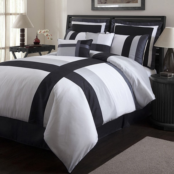 Black And White Comforter Set King Size At Joshua Mayes Blog in Exploring the versatility of black and white bedding for king size mattresses