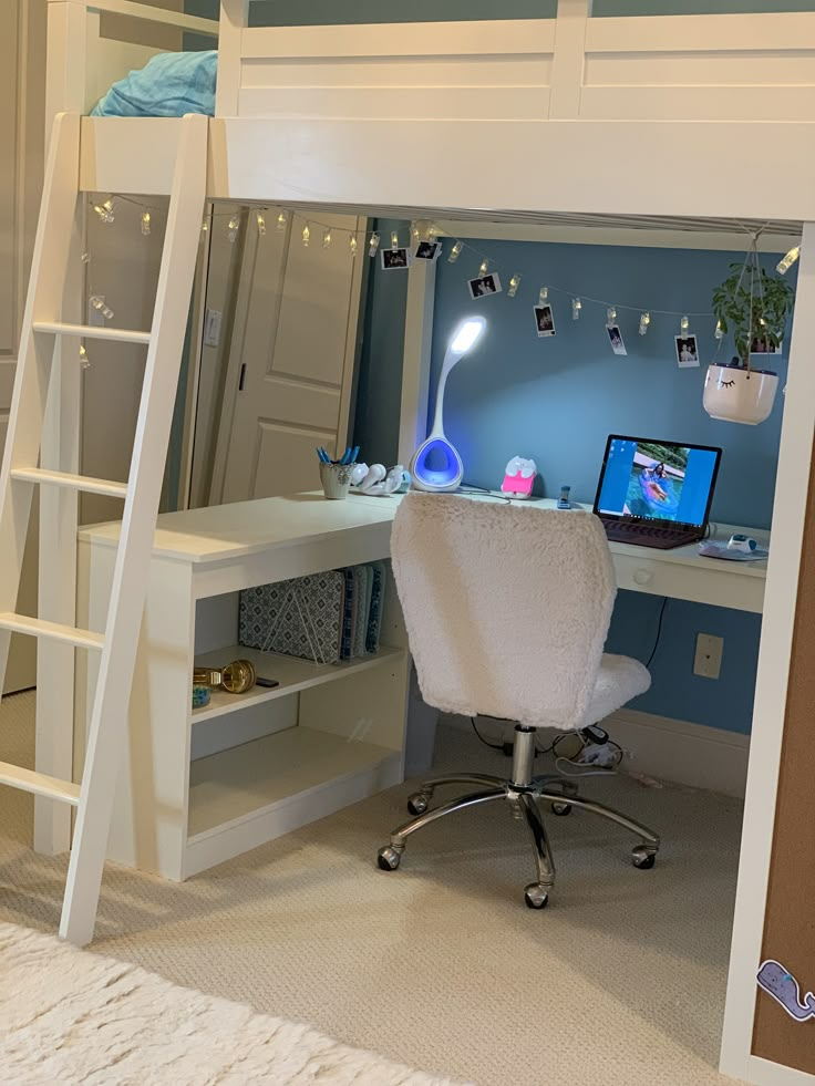 Stylish And Functional Teen Loft Bed: Create The Perfect Hangout Space within How to Choose the Perfect Loft Bed with Desk for Your Teen's Bedroom