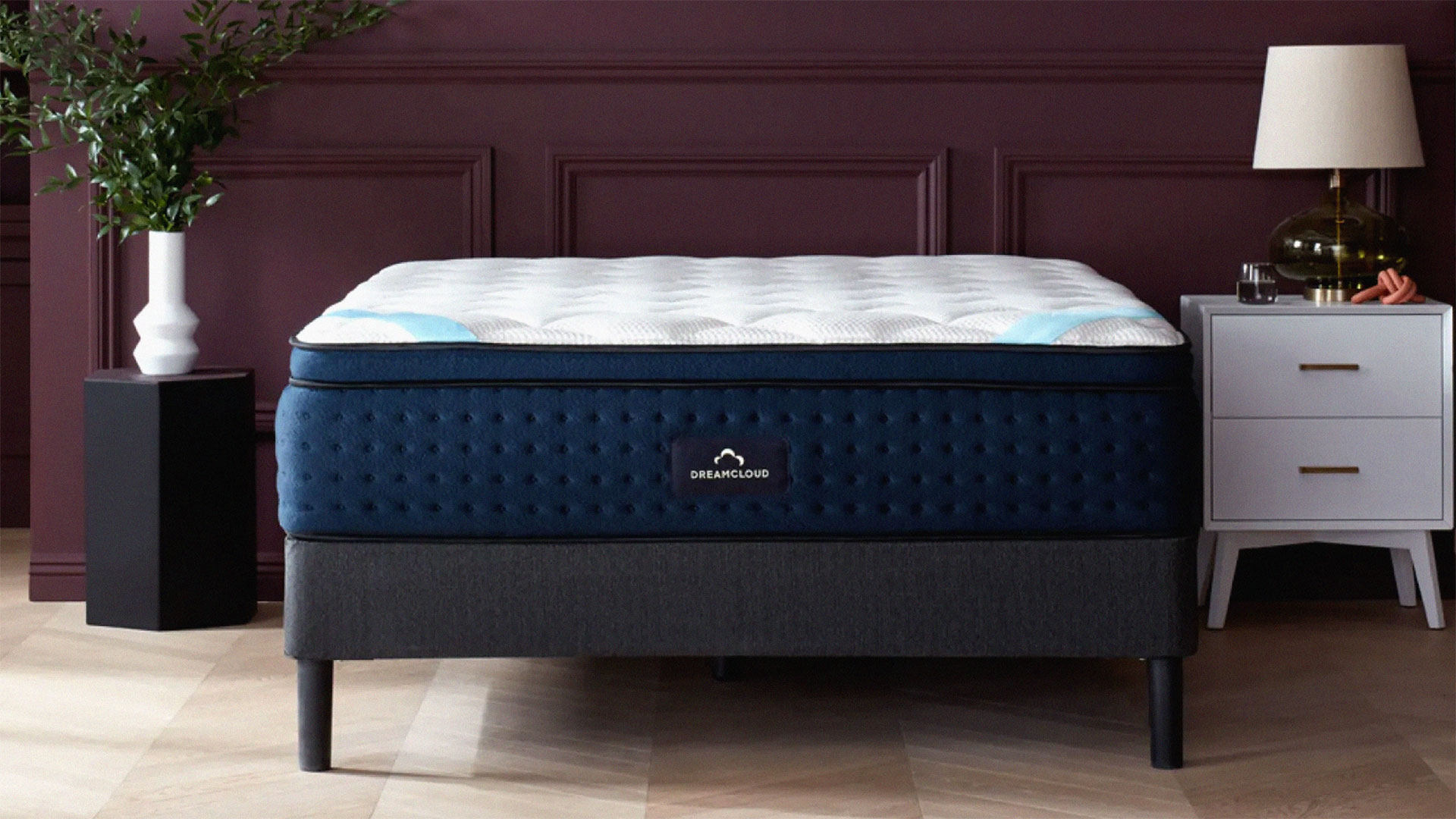 The Best Mattresses For Heavy People: Sleep Expert-Recommended | Tom's ... regarding How Heavy Is A Mattress